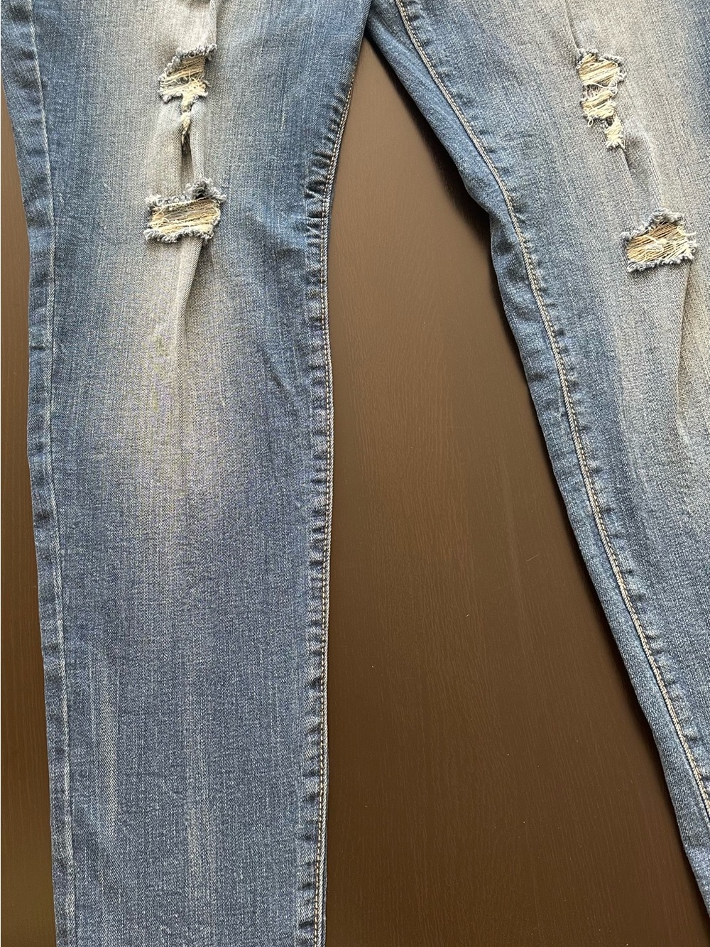 Old Navy Blue Distressed Skinny Jeans - Picture 3 of 13